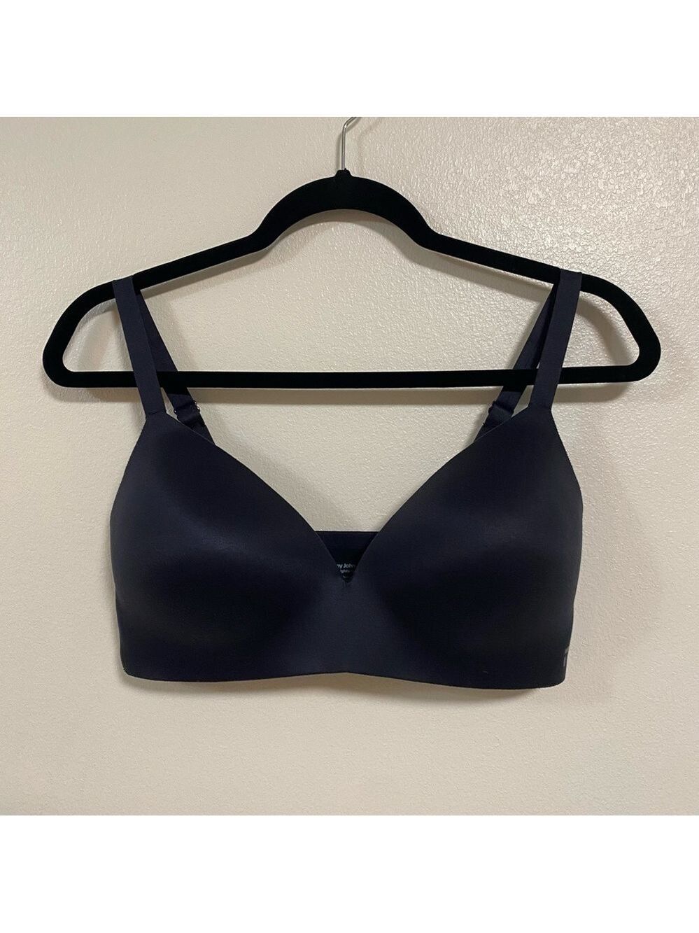 Tommy John Second Bra Size 34DD Black Skin Lightly Lined Wireless Bra Bralette